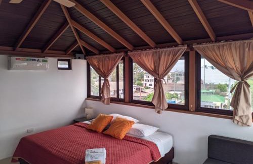Puerto Villamil House | Sun Island