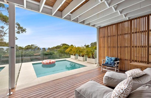 Mollymook Beach House | Sun Kissed Getaway
