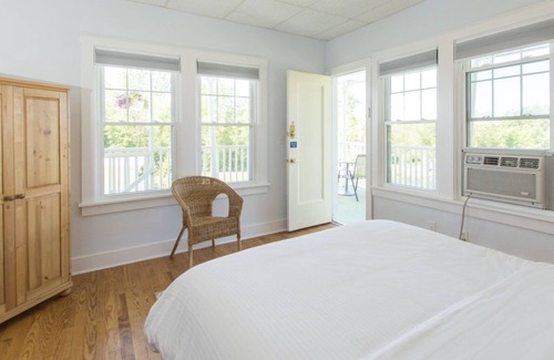 South Haven Resort | Sun N Sand Resort