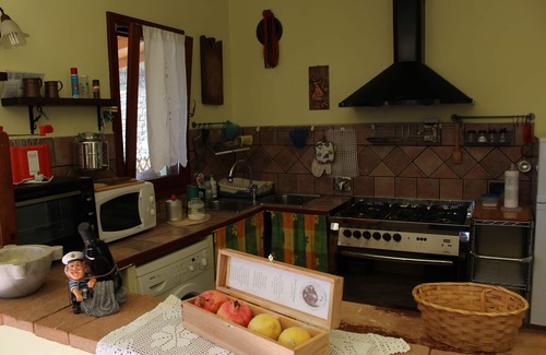 Pompeiana Villa | Sun, sea, tranquility and greenery!