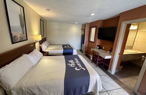 Junction Hotel | Sun Valley Motel