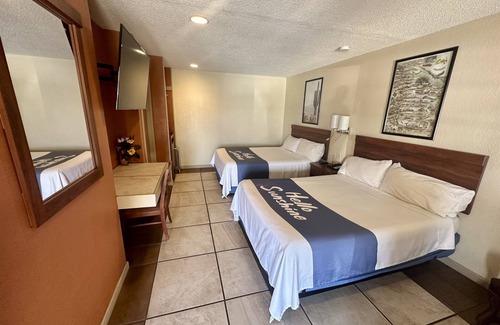 Junction Hotel | Sun Valley Motel