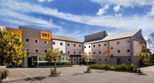 Pretoria Central Business District Hotel | SUN1 PRETORIA