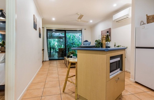 Agnes Water Villa | Sunbird Garden 2 - Private villa with spa & small pet permitted inside