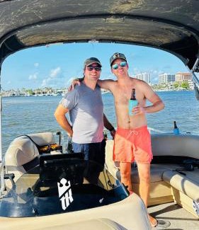 Dania Beach Boat Rental | SunBoat Rental - Pontoon Boat Rental