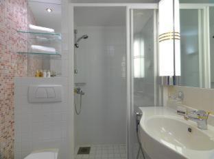 Docklands Hotel | Sunborn London Yacht Hotel