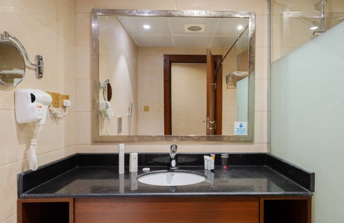Al-Hamra'a Hotel | Sunday Harbour Gateway Jeddah Beach Formerly Vivid Plaza Hotel