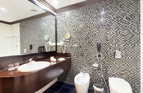 Ras Al Khaimah Hotel | Sunday Mangrove Corniche Hotel, Ras Al Khaimah