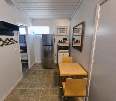 Cache Creek Hotel | Sundowner Motel