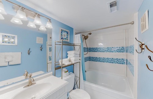 Navarre Beach Hotel | Sundunes 123