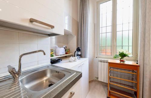 Intra Apartment | Sunflower - Modern Apartment on Lake Maggiore