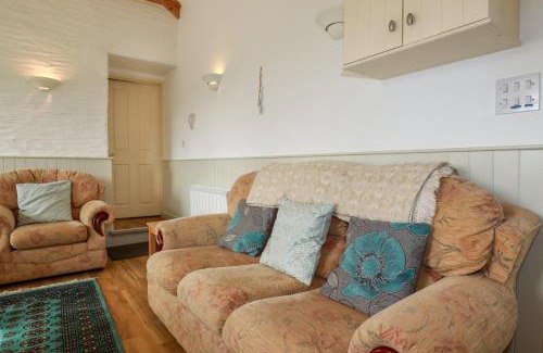 Truro House | Sunlight Cottage