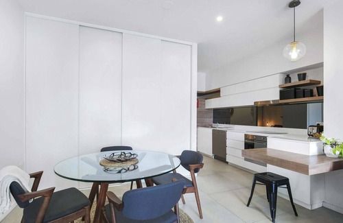 South Brisbane Apartment | Sunny 1b in the heart of South Bris!