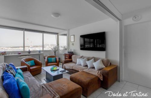 Le Mourillon Apartment | Sunny 2 bedroom with panoramic view - Dodo et Tartine