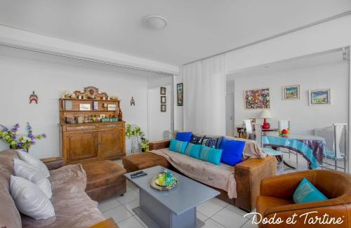 Le Mourillon Apartment | Sunny 2 bedroom with panoramic view - Dodo et Tartine