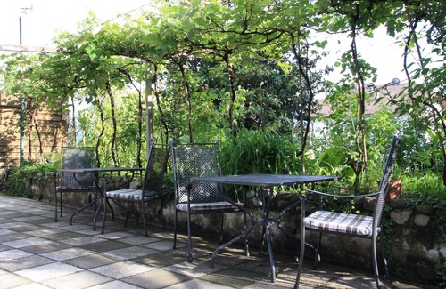 Caldaro Sulla Strada del Vino Apartment | Sunny apartment in an ideal location to Lake Kaltern, historic village