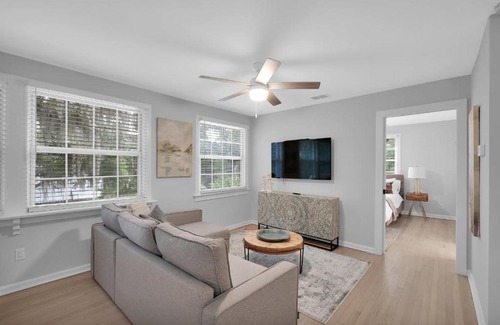 San Marco Apartment | Sunny apartment in walkable San Marco!