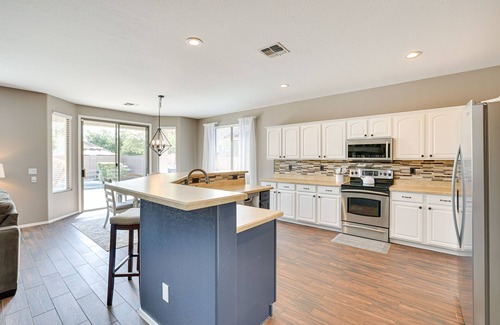 Litchfield Manor House | Sunny Arizona Getaway w/Heated Pool & Patio!