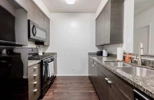 Del Rey Apartment | Sunny & Comfortable 1BR Retreat by Marina with Free Parking