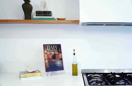 Los Angeles House | Sunny Elegant Designer House Near Beaches, Stadiums +