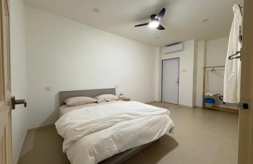 Kampung Alor Akar House | Sunny Hill Homestay