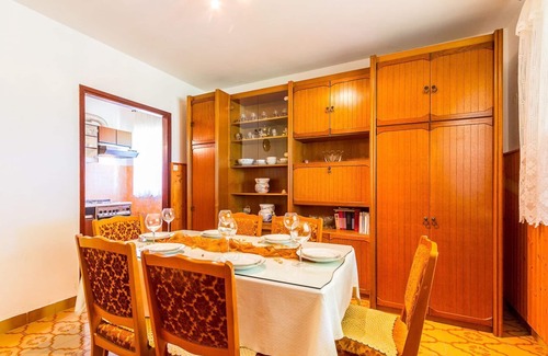 Grandici House | Sunny holiday home in the middle of green nature