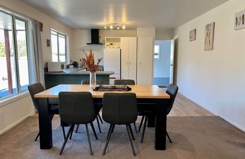 Hanmer Springs House | Sunny Home in Hanmer Springs 🌞