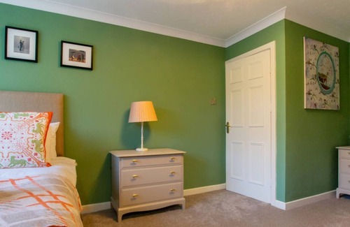 Llanrhidian House | Sunny Marshes in the beautiful Swansea