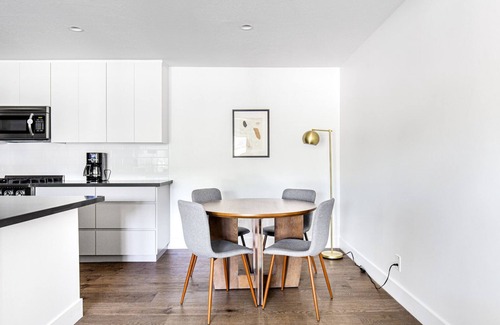 Sharon Heights Apartment | Sunny Menlo Park 1BR w/Pool, W/D, Gym, near 82, 101, 280, by Blueground