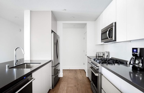 Sharon Heights Apartment | Sunny Menlo Park 1BR w/Pool, W/D, Gym, near 82, 101, 280, by Blueground