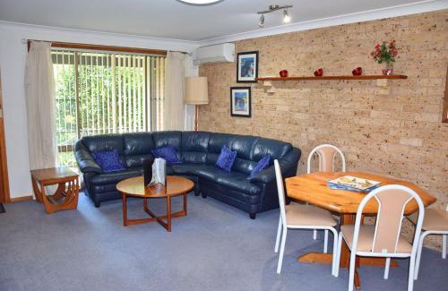 South West Rocks House | Sunny Nook - Bring your own linen.