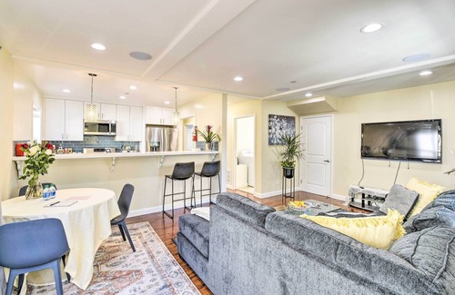 Shafter House | Sunny Oakland Retreat w/Patio & Cute Garden!