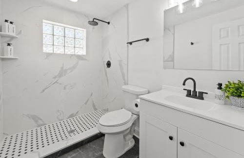 Palmetto House | Sunny Palmetto Oasis - 4BR Home With Private Pool