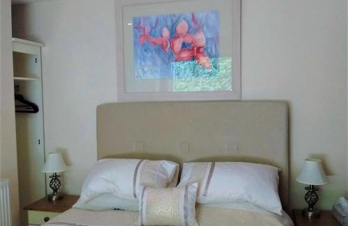 France Lynch Bed & Breakfast | Sunny Patch
