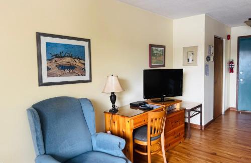 Seguin Resort | Sunny Point Resort