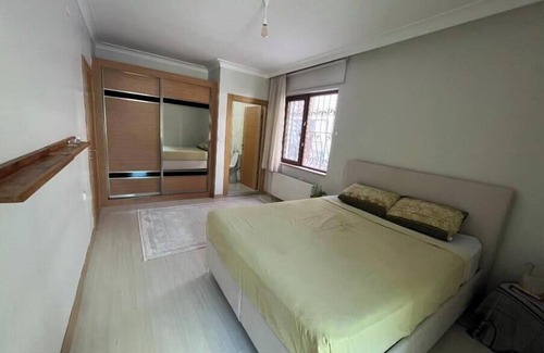 Yenimahalle House | Sunny Retreat