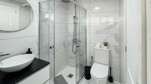 Taurito Apartment | Sunny Seaview Modern apt - pool and beach access