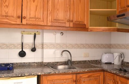 Arona Apartment | Sunny Silencio Park