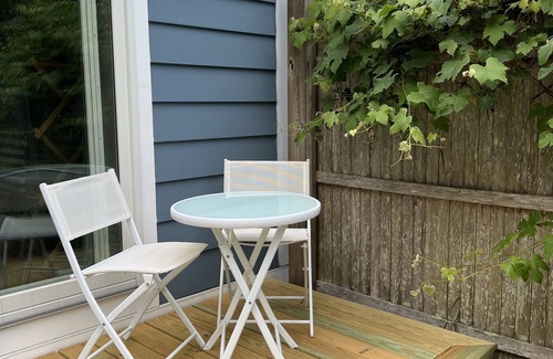 Tisbury House | Sunny Vineyard Getaway Close to Everything steps from sound clean and comfy