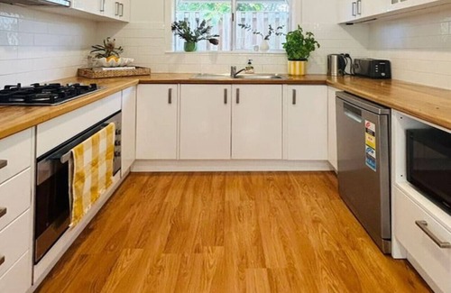 Fingal Head House | Sunnyboy at Fingal Head, pet friendly