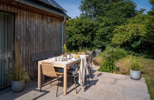 Shaldon House | Sunnybrook - Carbon Neutral eco House Near Beach