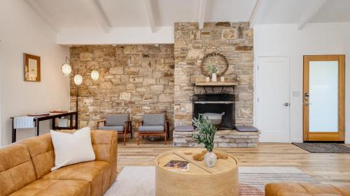 Del Monte Forest House | Sunridge Lookout by AvantStay Big Backyard Oasis Patio Central Location