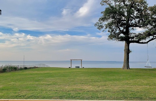 Edwardsville Cottage | Sunrise and Sunset at the Bay