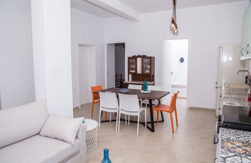 Leros Villa | Sunrise Bay. Modern Cycladic House near the beach with a magnificent view.