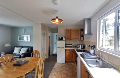 Seaton House | Sunrise Bay - Mount Brioni