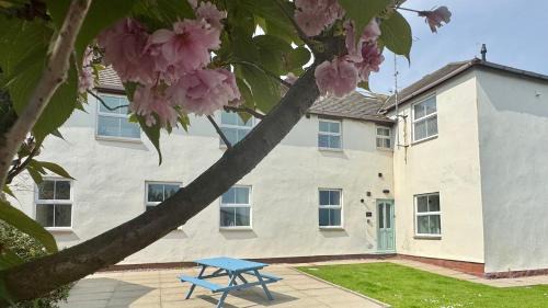 Llanddulas House | Sunrise Cottage