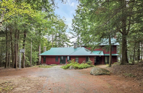 Sunapee House | Sunrise Cove Summary: