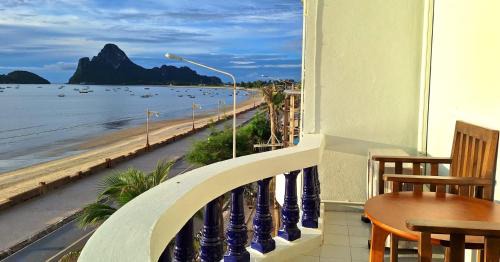 Prachuap Khiri Khan House | Sunrise Guesthouse