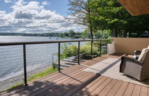 Malletts Bay House | Sunrise House on Lake Champlain