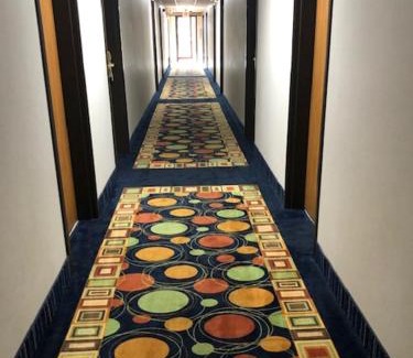 Bellevue Hotel | Sunrise Motel